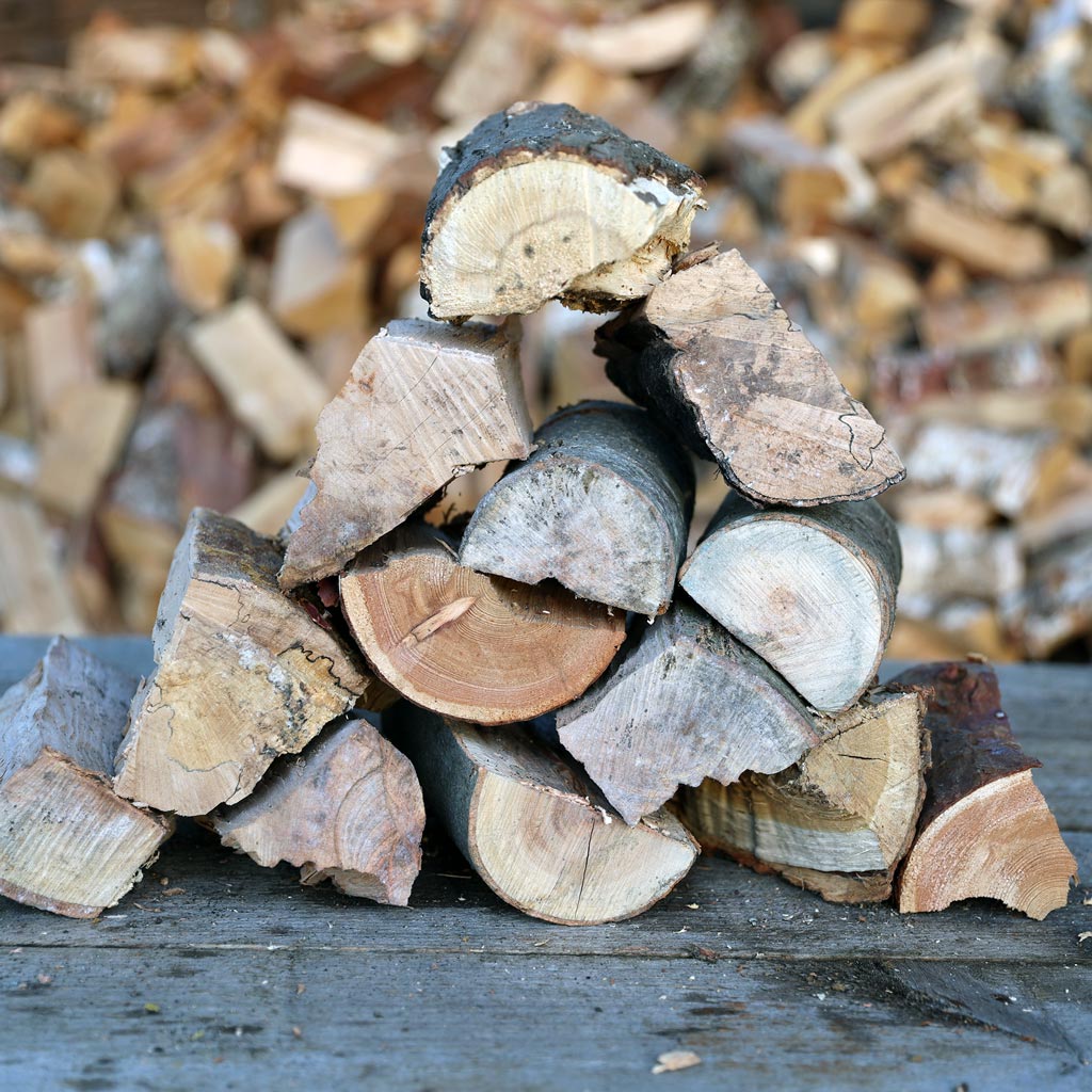 Seasoned Firewood logs - HARDWOOD (LARGE BAG) – Herts Firewood